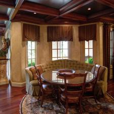 Wood grained ceiling with Tuscan plaster walls1